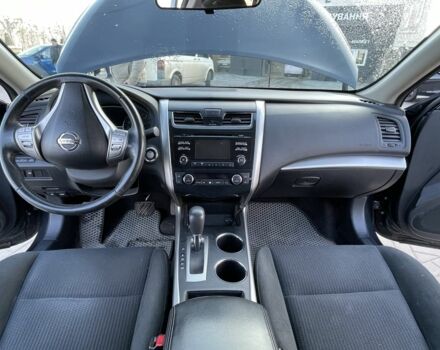 Серый Ниссан Альтима, объемом двигателя 2.5 л и пробегом 150 тыс. км за 9500 $, фото 3 на Automoto.ua