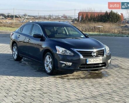 Серый Ниссан Альтима, объемом двигателя 2.49 л и пробегом 155 тыс. км за 10000 $, фото 6 на Automoto.ua