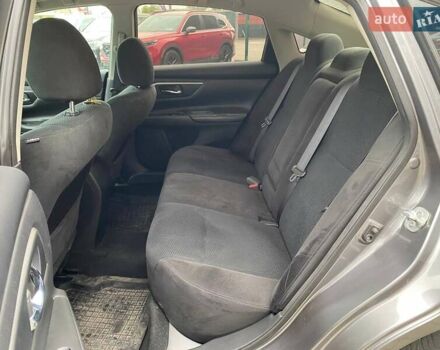 Серый Ниссан Альтима, объемом двигателя 2.49 л и пробегом 178 тыс. км за 7500 $, фото 18 на Automoto.ua