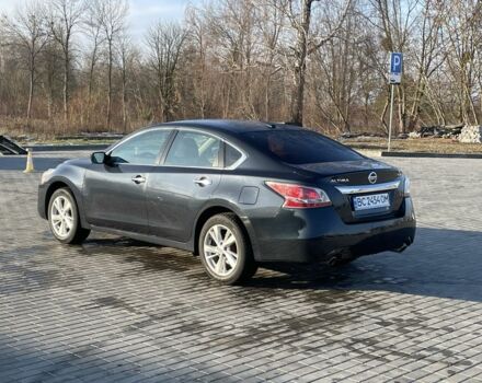 Серый Ниссан Альтима, объемом двигателя 2.5 л и пробегом 150 тыс. км за 9500 $, фото 1 на Automoto.ua