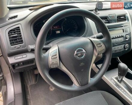 Серый Ниссан Альтима, объемом двигателя 2.49 л и пробегом 178 тыс. км за 7500 $, фото 12 на Automoto.ua