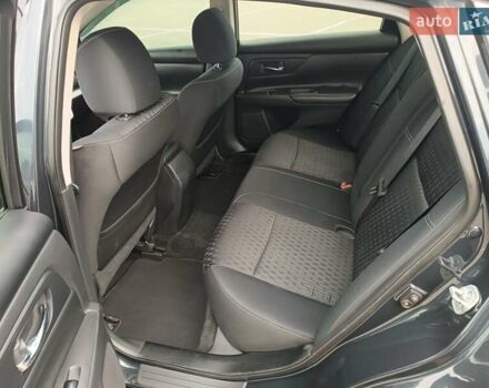 Сірий Ніссан Альтіма, об'ємом двигуна 2.49 л та пробігом 209 тис. км за 10000 $, фото 4 на Automoto.ua