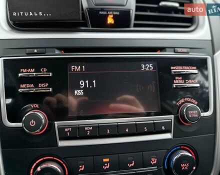 Сірий Ніссан Альтіма, об'ємом двигуна 2.49 л та пробігом 133 тис. км за 10950 $, фото 28 на Automoto.ua