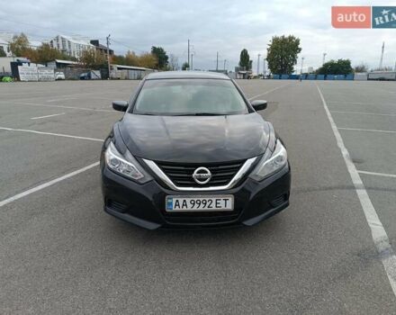 Сірий Ніссан Альтіма, об'ємом двигуна 2.49 л та пробігом 209 тис. км за 10000 $, фото 6 на Automoto.ua