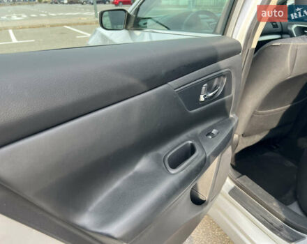 Сірий Ніссан Альтіма, об'ємом двигуна 2.49 л та пробігом 179 тис. км за 9900 $, фото 48 на Automoto.ua