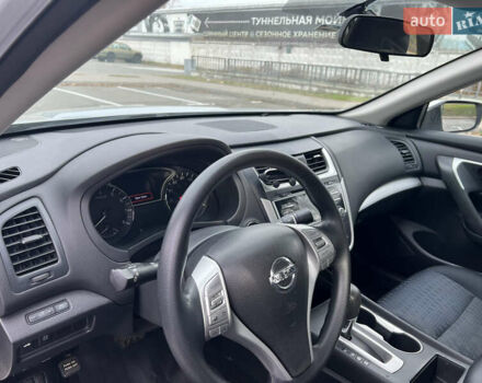 Сірий Ніссан Альтіма, об'ємом двигуна 2.49 л та пробігом 179 тис. км за 9900 $, фото 52 на Automoto.ua