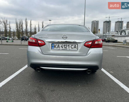 Сірий Ніссан Альтіма, об'ємом двигуна 2.49 л та пробігом 179 тис. км за 9900 $, фото 19 на Automoto.ua