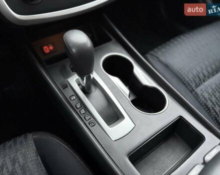 Сірий Ніссан Альтіма, об'ємом двигуна 2.49 л та пробігом 133 тис. км за 10950 $, фото 25 на Automoto.ua