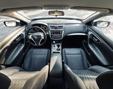 Серый Ниссан Альтима, объемом двигателя 2.5 л и пробегом 76 тыс. км за 10499 $, фото 2 на Automoto.ua