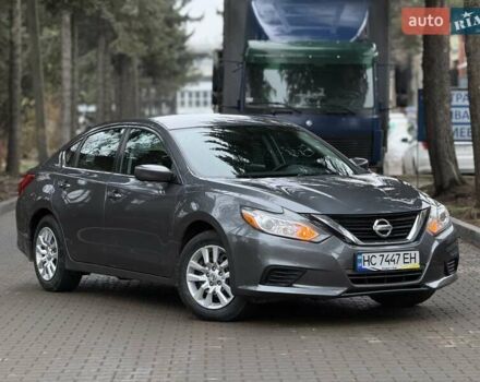 Сірий Ніссан Альтіма, об'ємом двигуна 2.49 л та пробігом 133 тис. км за 10950 $, фото 3 на Automoto.ua