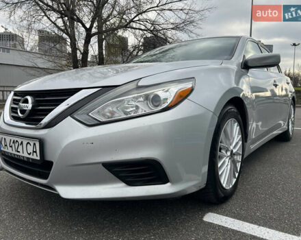 Сірий Ніссан Альтіма, об'ємом двигуна 2.49 л та пробігом 179 тис. км за 9900 $, фото 25 на Automoto.ua