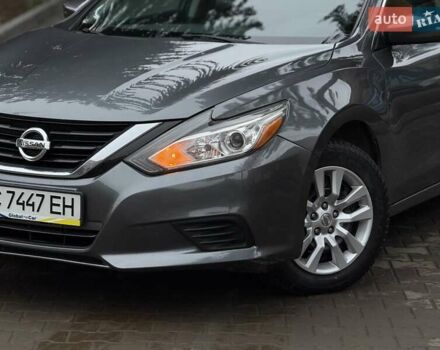 Сірий Ніссан Альтіма, об'ємом двигуна 2.49 л та пробігом 133 тис. км за 10950 $, фото 1 на Automoto.ua