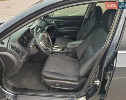 Сірий Ніссан Альтіма, об'ємом двигуна 2.49 л та пробігом 209 тис. км за 10000 $, фото 1 на Automoto.ua