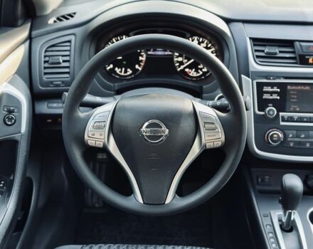 Серый Ниссан Альтима, объемом двигателя 2.5 л и пробегом 76 тыс. км за 10499 $, фото 6 на Automoto.ua