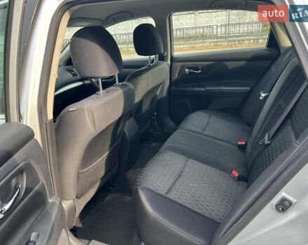 Сірий Ніссан Альтіма, об'ємом двигуна 2.49 л та пробігом 179 тис. км за 9900 $, фото 49 на Automoto.ua