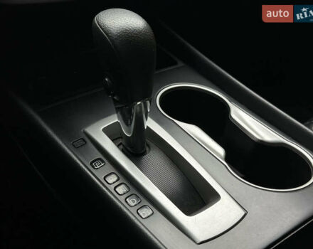 Ниссан Альтима 2016 в Николаеве на Automoto.ua Серый Ниссан Альтима, объемом двигателя 2.49 л и пробегом 191 тыс. км за 9999 $, фото 13 на Automoto.ua