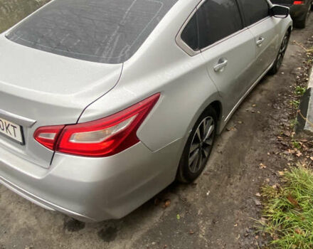 Сірий Ніссан Альтіма, об'ємом двигуна 2.49 л та пробігом 160 тис. км за 8700 $, фото 8 на Automoto.ua