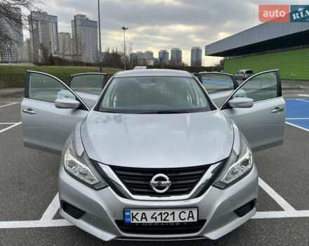 Сірий Ніссан Альтіма, об'ємом двигуна 2.49 л та пробігом 179 тис. км за 9900 $, фото 11 на Automoto.ua