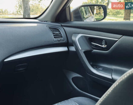 Серый Ниссан Альтима, объемом двигателя 2.49 л и пробегом 76 тыс. км за 10499 $, фото 37 на Automoto.ua