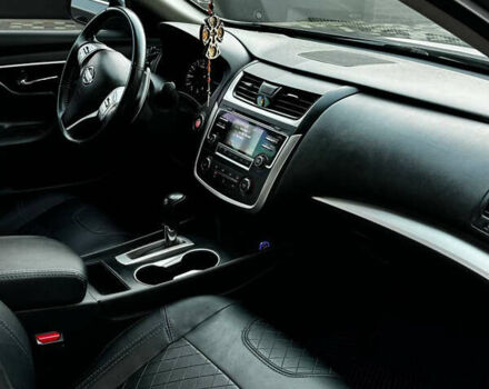 Серый Ниссан Альтима, объемом двигателя 2.49 л и пробегом 181 тыс. км за 10200 $, фото 14 на Automoto.ua