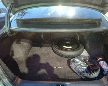 Серый Ниссан Альтима, объемом двигателя 2.5 л и пробегом 230 тыс. км за 9499 $, фото 10 на Automoto.ua