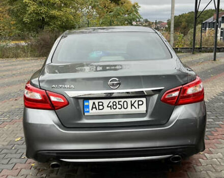 Сірий Ніссан Альтіма, об'ємом двигуна 2.49 л та пробігом 94 тис. км за 13800 $, фото 7 на Automoto.ua