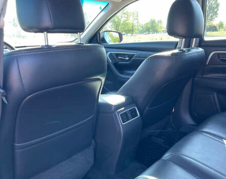 Серый Ниссан Альтима, объемом двигателя 2.5 л и пробегом 216 тыс. км за 10700 $, фото 1 на Automoto.ua