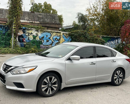 Сірий Ніссан Альтіма, об'ємом двигуна 2.49 л та пробігом 75 тис. км за 11500 $, фото 5 на Automoto.ua