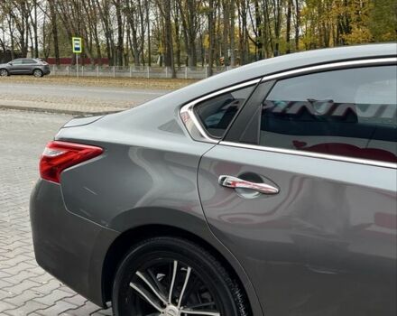 Серый Ниссан Альтима, объемом двигателя 2.5 л и пробегом 95 тыс. км за 12300 $, фото 7 на Automoto.ua
