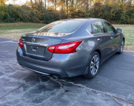 Серый Ниссан Альтима, объемом двигателя 2.5 л и пробегом 69 тыс. км за 9500 $, фото 5 на Automoto.ua