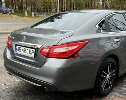 Серый Ниссан Альтима, объемом двигателя 2.5 л и пробегом 95 тыс. км за 12300 $, фото 6 на Automoto.ua