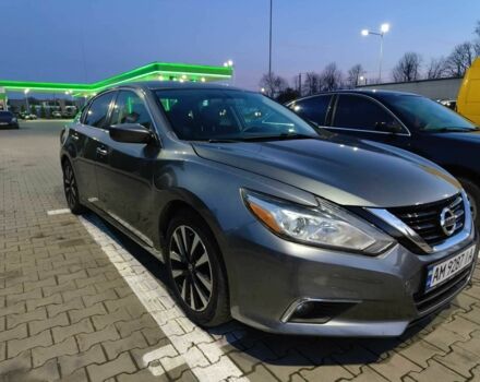 Серый Ниссан Альтима, объемом двигателя 2.5 л и пробегом 230 тыс. км за 9499 $, фото 8 на Automoto.ua