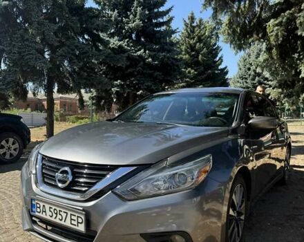 Серый Ниссан Альтима, объемом двигателя 2.49 л и пробегом 189 тыс. км за 10700 $, фото 22 на Automoto.ua