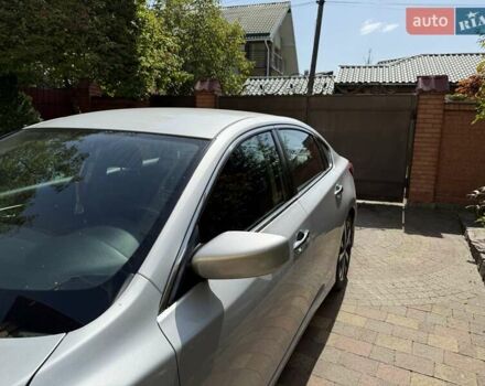 Серый Ниссан Альтима, объемом двигателя 2.49 л и пробегом 64 тыс. км за 14000 $, фото 2 на Automoto.ua