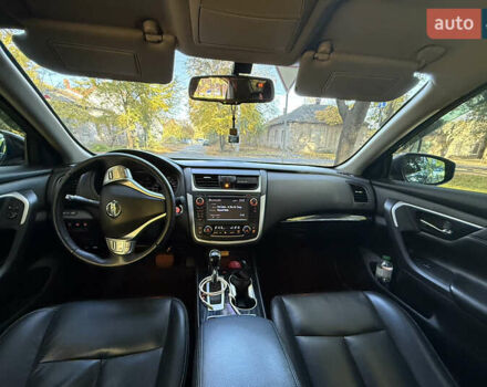 Серый Ниссан Альтима, объемом двигателя 2.49 л и пробегом 105 тыс. км за 12800 $, фото 10 на Automoto.ua