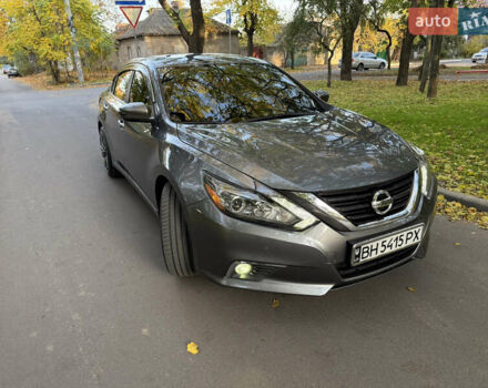 Серый Ниссан Альтима, объемом двигателя 2.49 л и пробегом 105 тыс. км за 12800 $, фото 1 на Automoto.ua