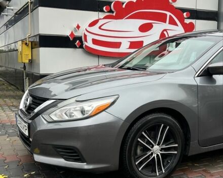 Серый Ниссан Альтима, объемом двигателя 2.5 л и пробегом 95 тыс. км за 12300 $, фото 1 на Automoto.ua