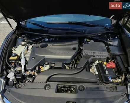 Серый Ниссан Альтима, объемом двигателя 2.49 л и пробегом 230 тыс. км за 9499 $, фото 1 на Automoto.ua