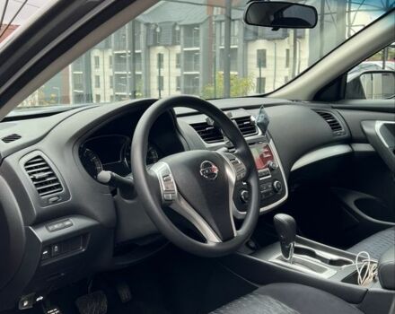 Серый Ниссан Альтима, объемом двигателя 2.5 л и пробегом 95 тыс. км за 12300 $, фото 11 на Automoto.ua