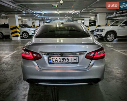 Сірий Ніссан Альтіма, об'ємом двигуна 2.49 л та пробігом 185 тис. км за 10500 $, фото 1 на Automoto.ua