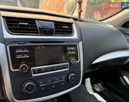 Серый Ниссан Альтима, объемом двигателя 2.49 л и пробегом 64 тыс. км за 14000 $, фото 20 на Automoto.ua