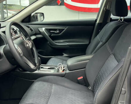 Сірий Ніссан Альтіма, об'ємом двигуна 2.49 л та пробігом 94 тис. км за 13800 $, фото 15 на Automoto.ua