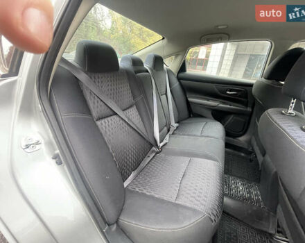 Сірий Ніссан Альтіма, об'ємом двигуна 2.49 л та пробігом 75 тис. км за 11500 $, фото 34 на Automoto.ua