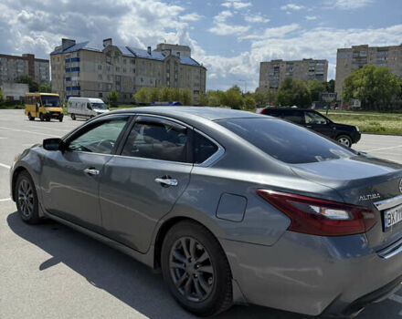 Сірий Ніссан Альтіма, об'ємом двигуна 2.49 л та пробігом 65 тис. км за 13500 $, фото 6 на Automoto.ua
