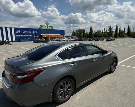 Сірий Ніссан Альтіма, об'ємом двигуна 2.49 л та пробігом 65 тис. км за 13500 $, фото 8 на Automoto.ua
