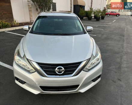 Серый Ниссан Альтима, объемом двигателя 2.49 л и пробегом 44 тыс. км за 2900 $, фото 3 на Automoto.ua