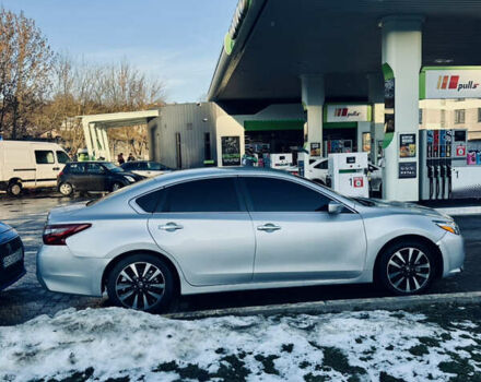 Серый Ниссан Альтима, объемом двигателя 2.49 л и пробегом 117 тыс. км за 11200 $, фото 3 на Automoto.ua