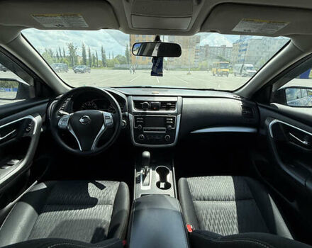 Сірий Ніссан Альтіма, об'ємом двигуна 2.49 л та пробігом 65 тис. км за 13500 $, фото 13 на Automoto.ua