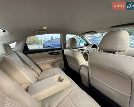 Серый Ниссан Альтима, объемом двигателя 2.5 л и пробегом 186 тыс. км за 8800 $, фото 15 на Automoto.ua