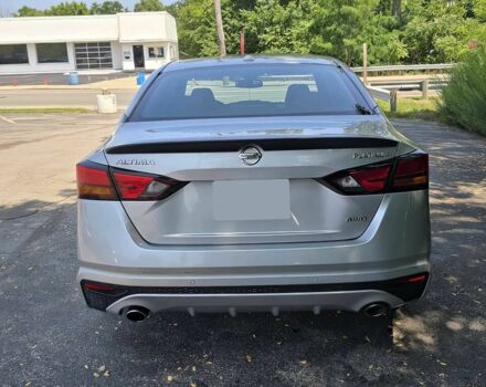 Серый Ниссан Альтима, объемом двигателя 2.5 л и пробегом 43 тыс. км за 3800 $, фото 5 на Automoto.ua